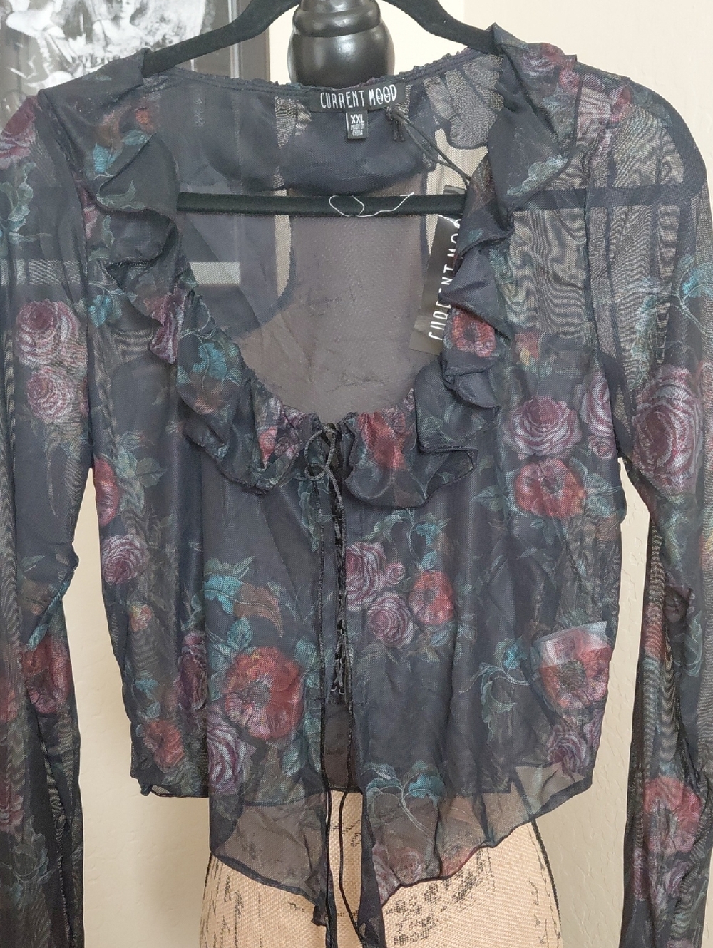 DOLLSKILL 1X Current Mood Black Rose Sheer Ruffle LACE UP Front Top